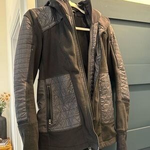 Lulu Lemon black jacket